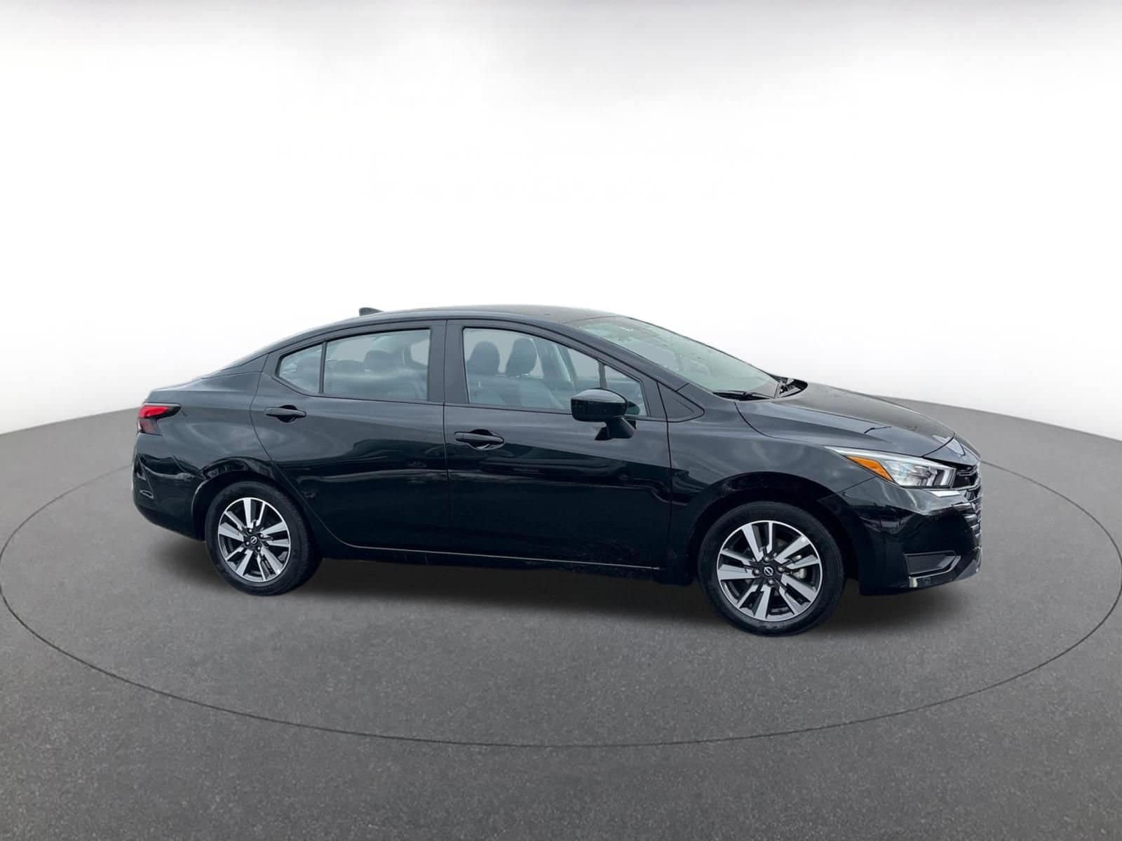 2025 Nissan Versa Sedan SV