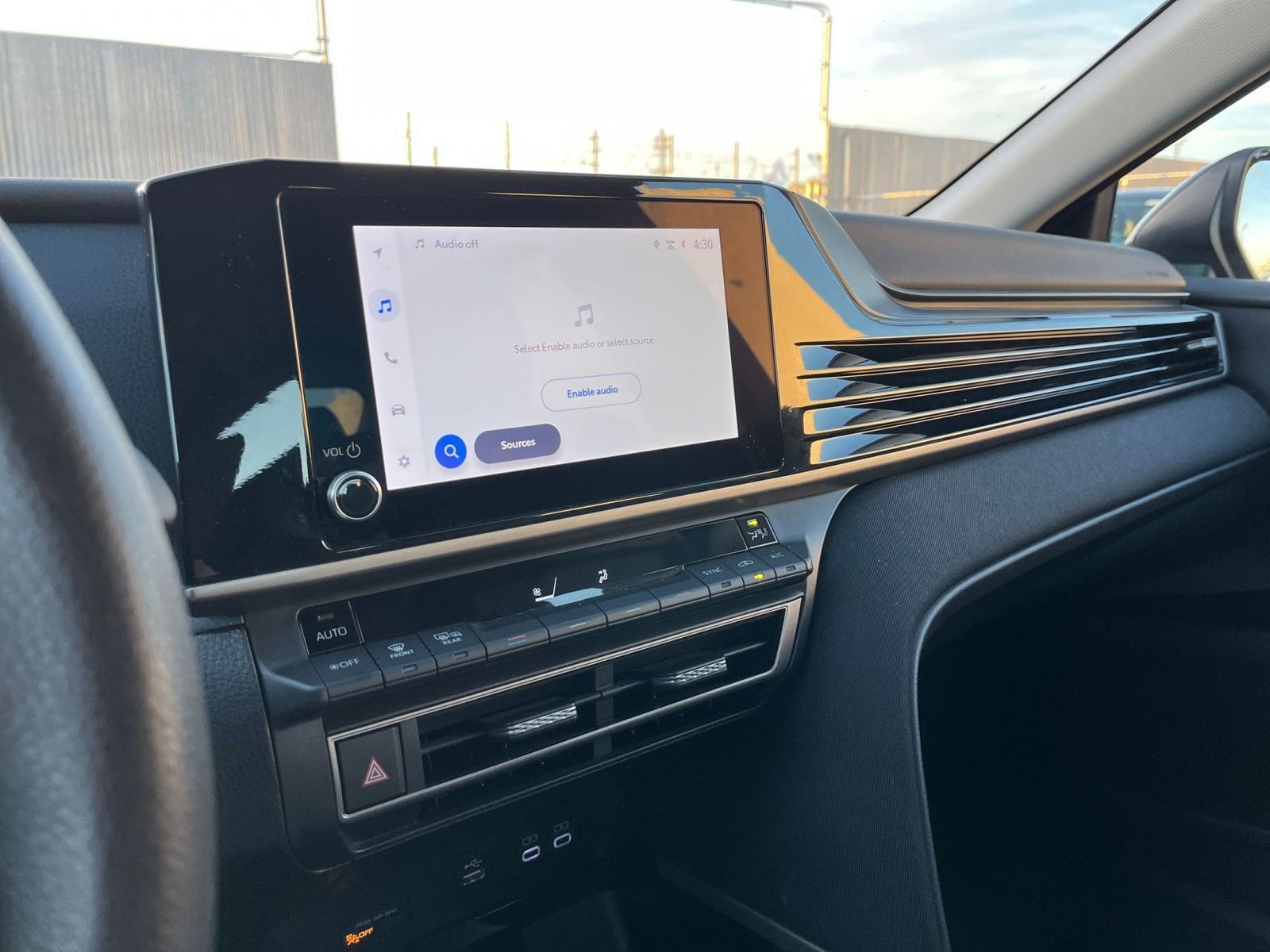 Thumbnail: 2025 Toyota Camry - 21