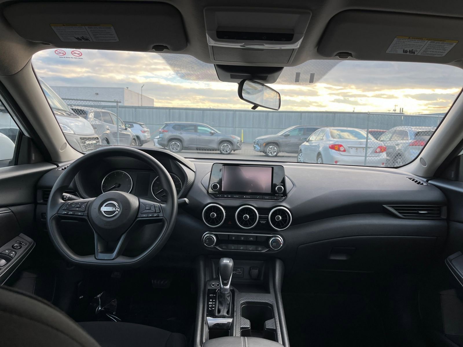 Thumbnail: 2025 Nissan Sentra - 31