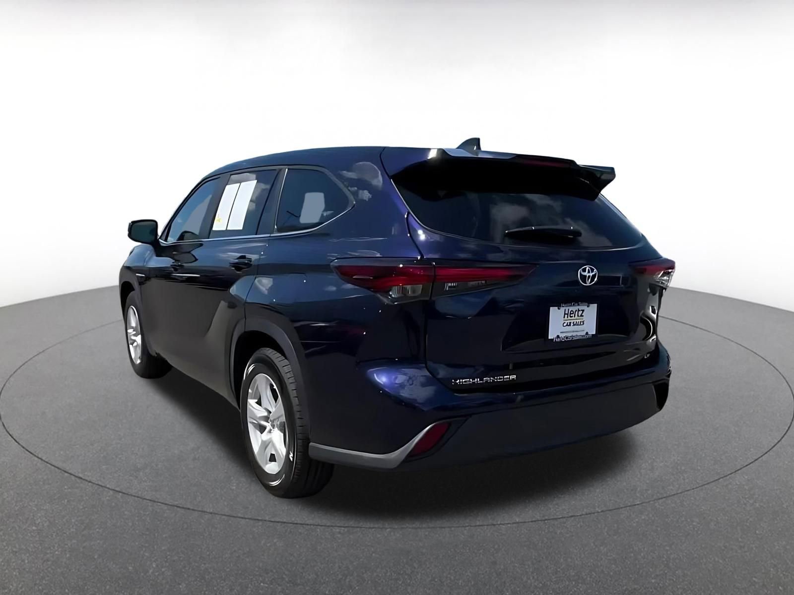 Thumbnail: 2025 Toyota Highlander - 11