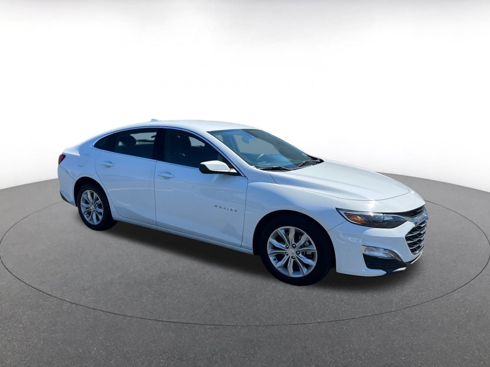 Thumbnail: 2024 Chevrolet Malibu - 1