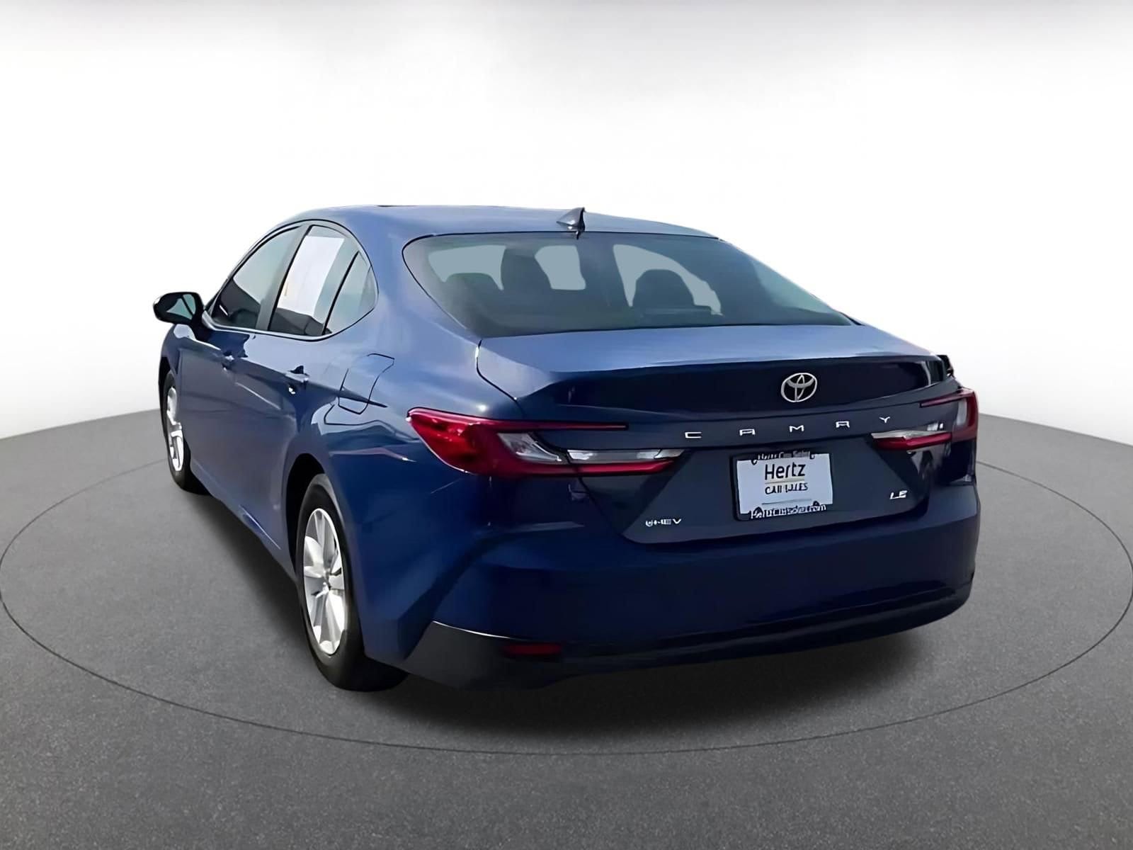 Thumbnail: 2025 Toyota Camry - 10