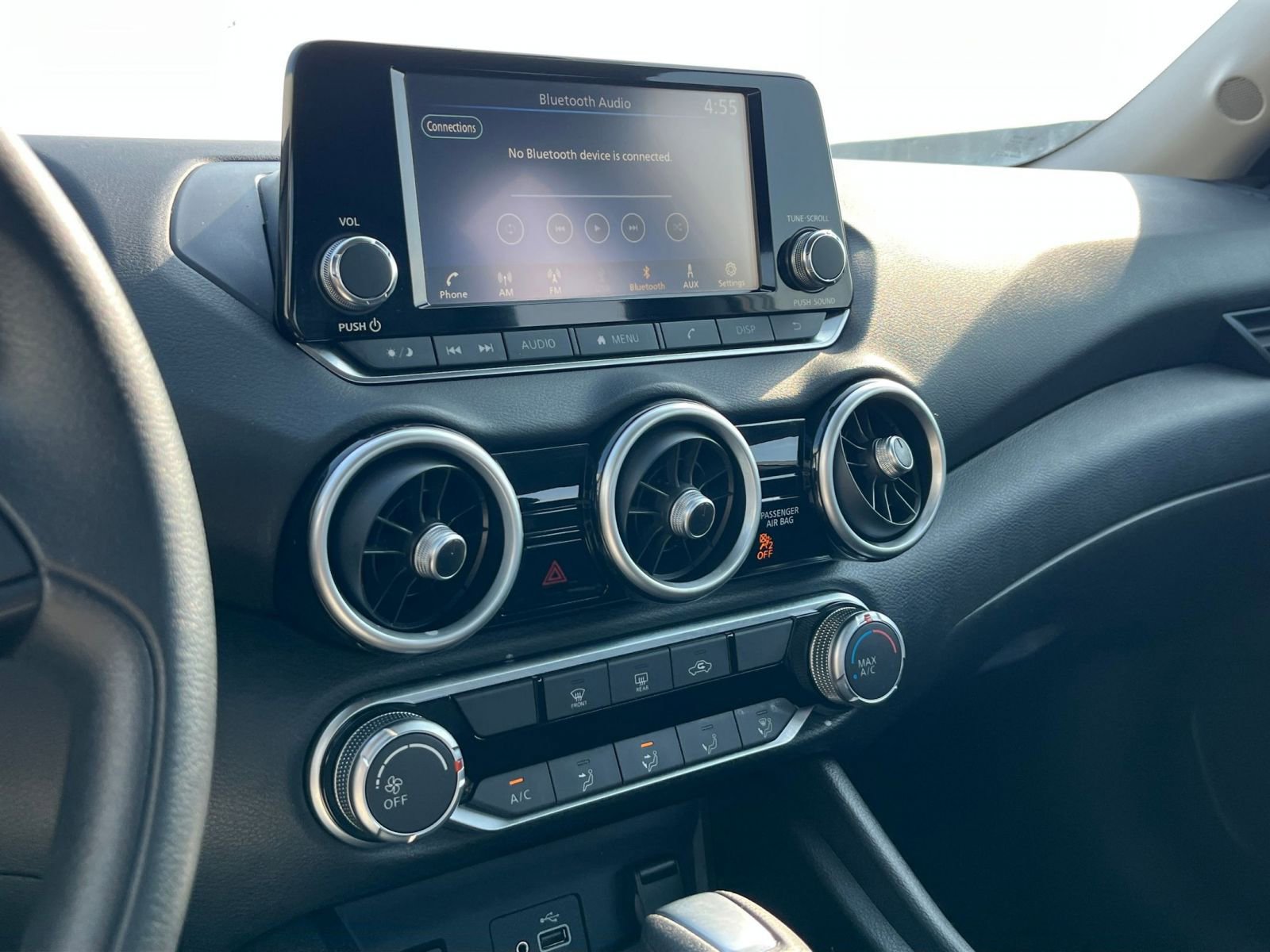 Thumbnail: 2025 Nissan Sentra - 20