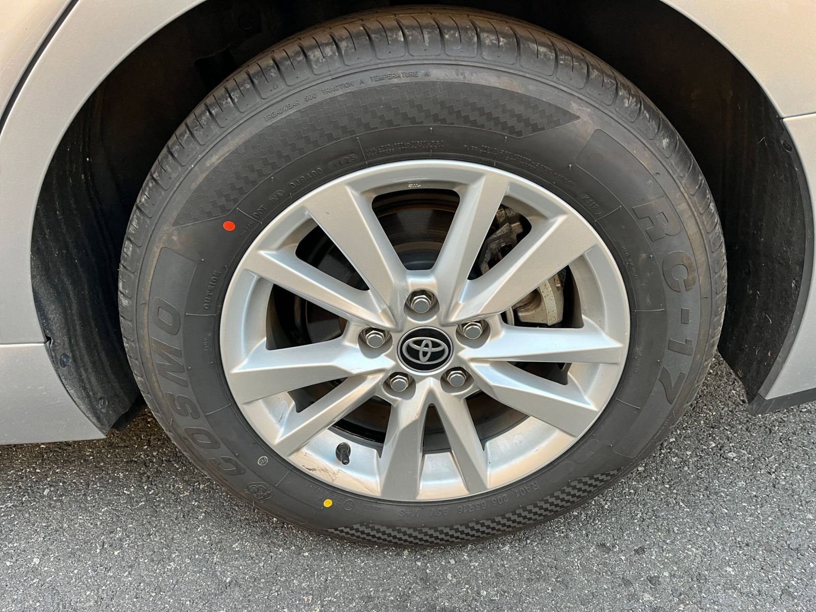 Thumbnail: 2025 Toyota Camry - 29