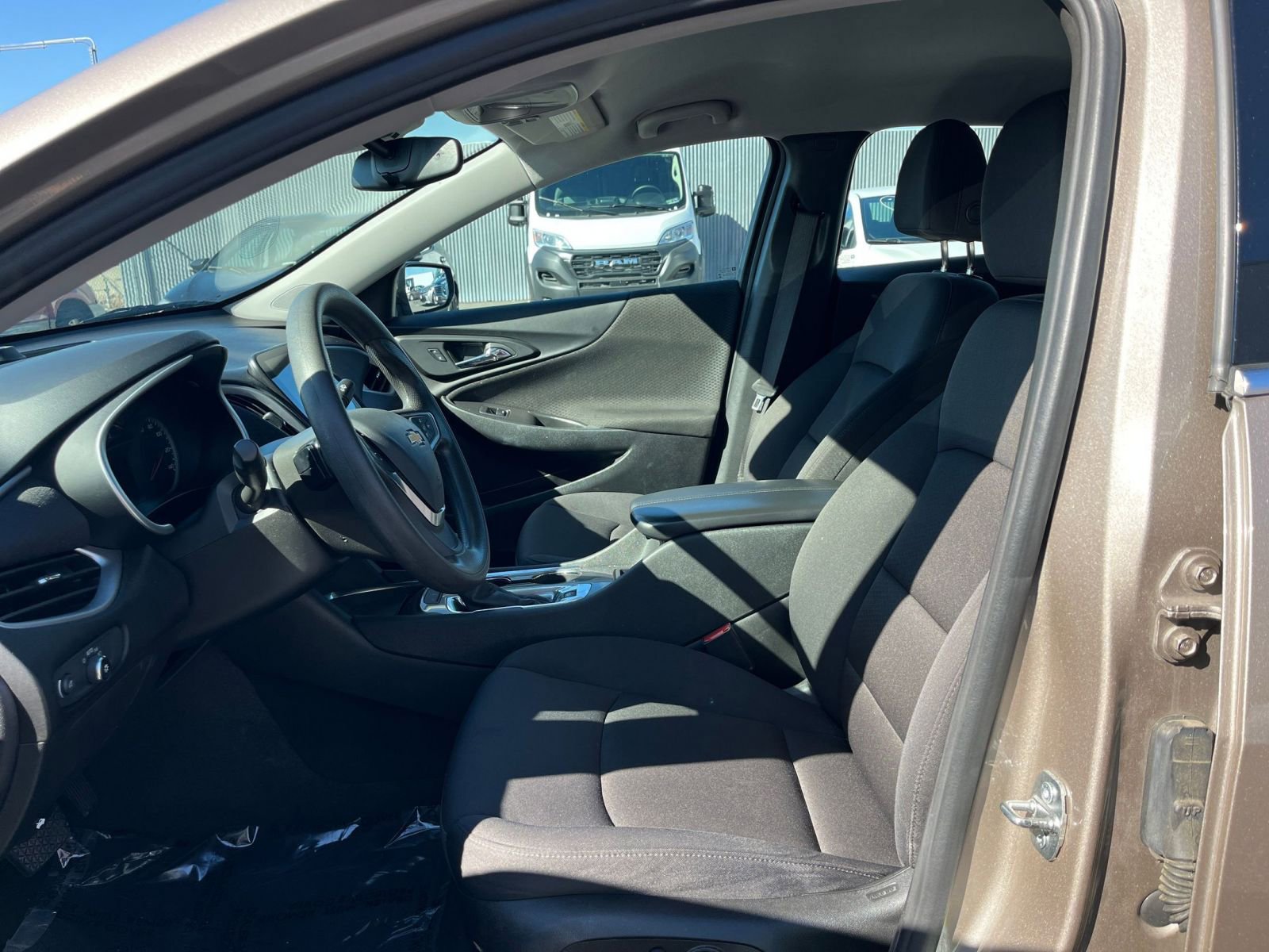 Thumbnail: 2023 Chevrolet Malibu - 26