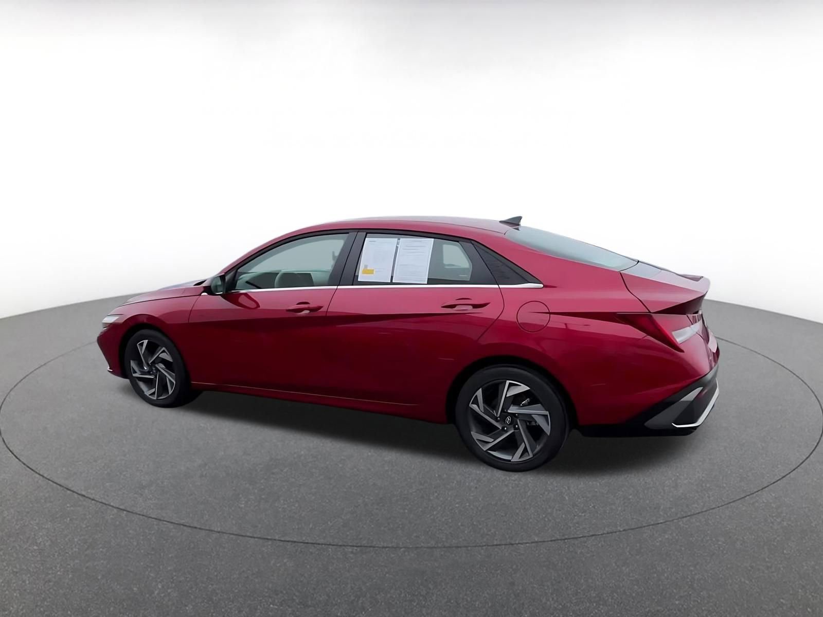 Thumbnail: 2025 Hyundai Elantra - 10