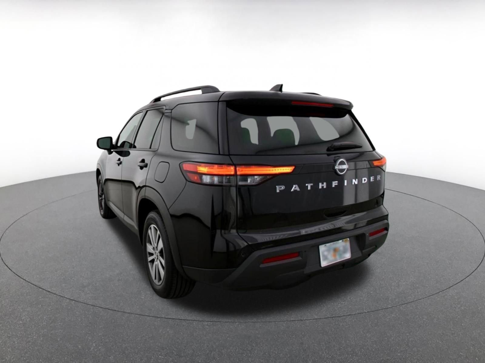 Thumbnail: 2025 Nissan Pathfinder - 6