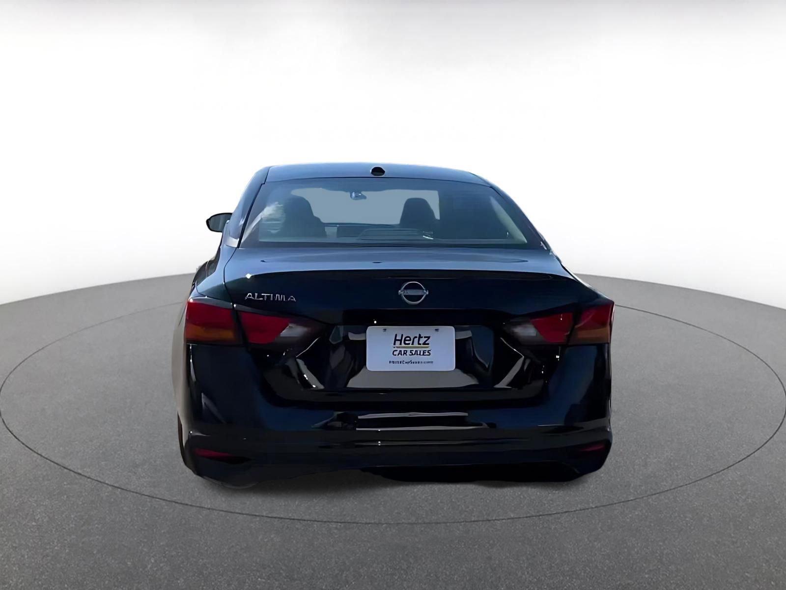 Thumbnail: 2025 Nissan Altima - 12