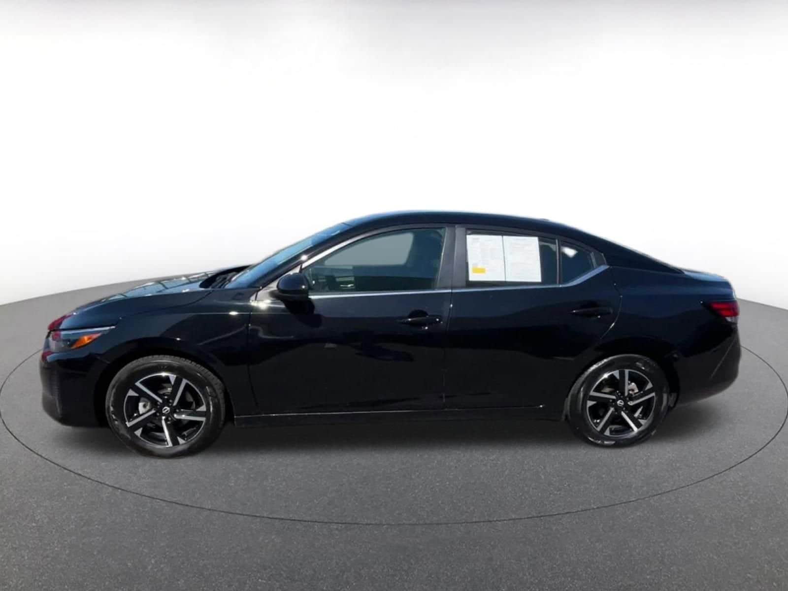 Thumbnail: 2025 Nissan Sentra - 8