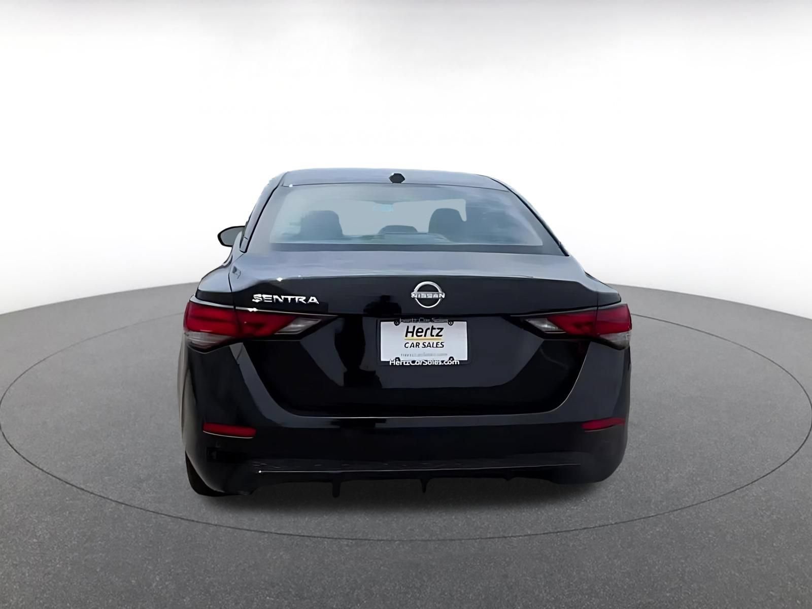 Thumbnail: 2025 Nissan Sentra - 10