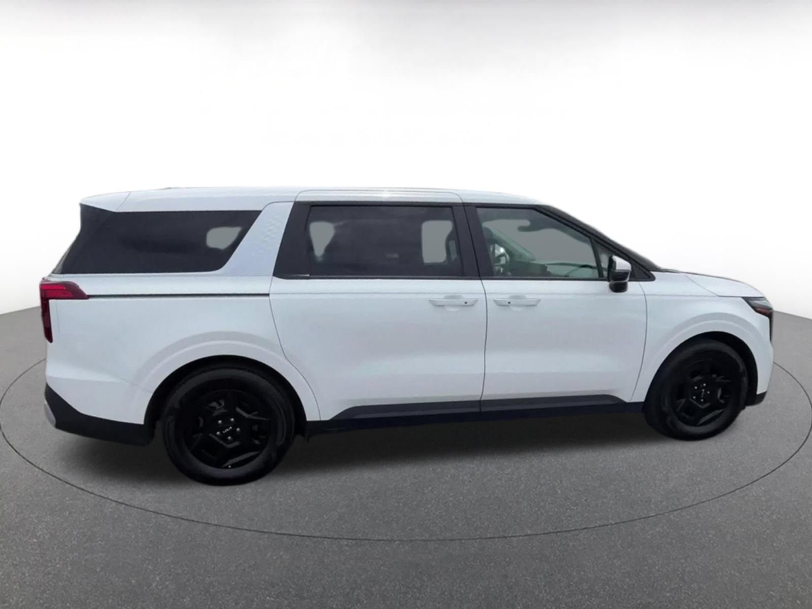Thumbnail: 2026 Kia Carnival - 16