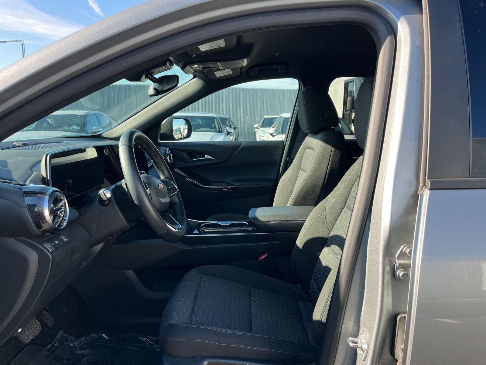 Thumbnail: 2025 Chevrolet Equinox - 26