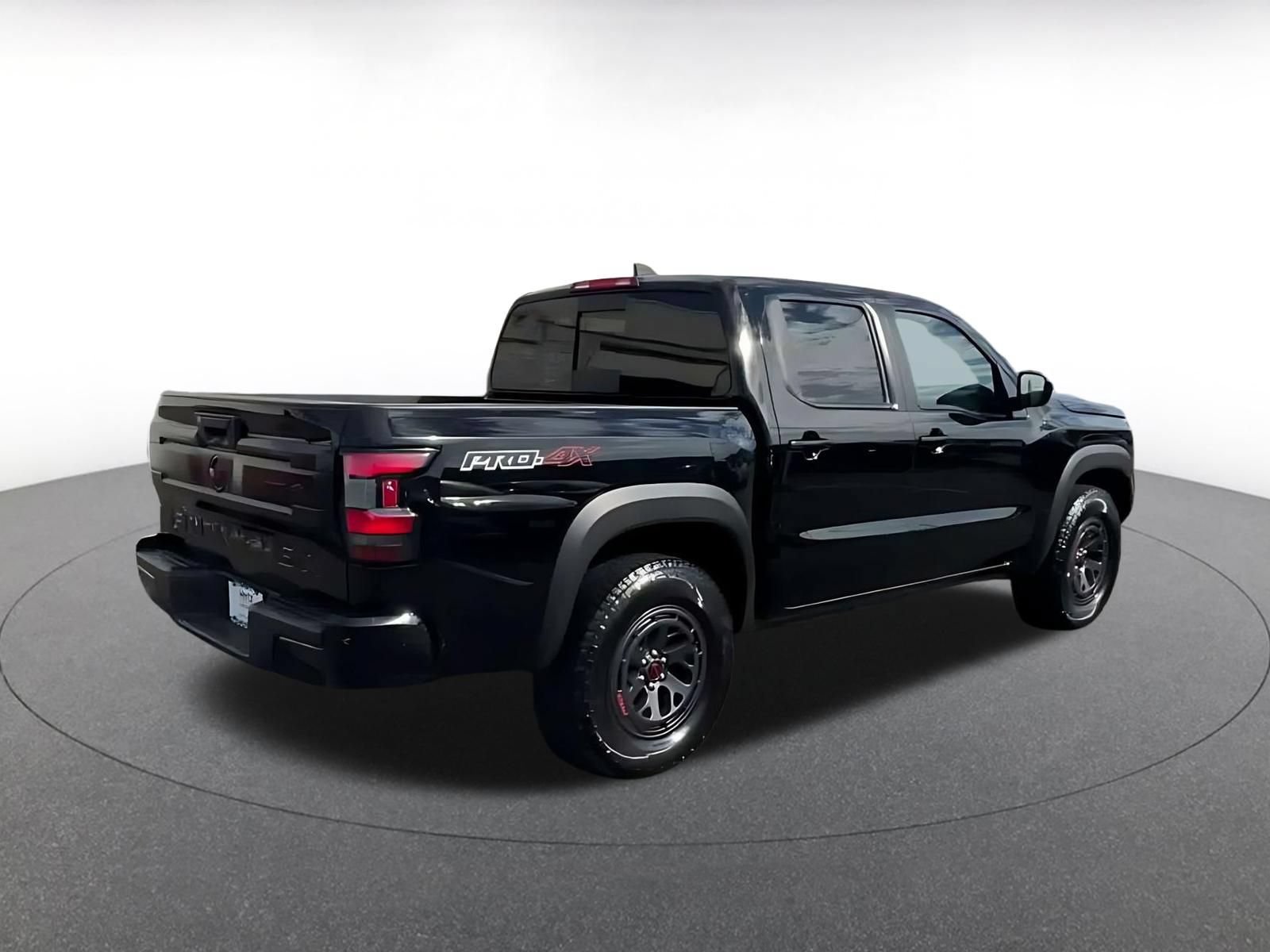 Thumbnail: 2026 Nissan Frontier - 13