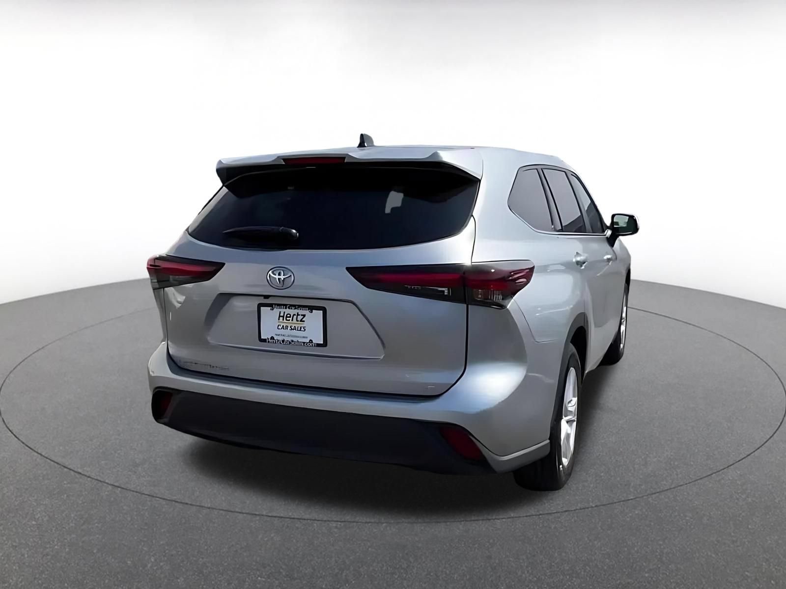 Thumbnail: 2025 Toyota Highlander - 11