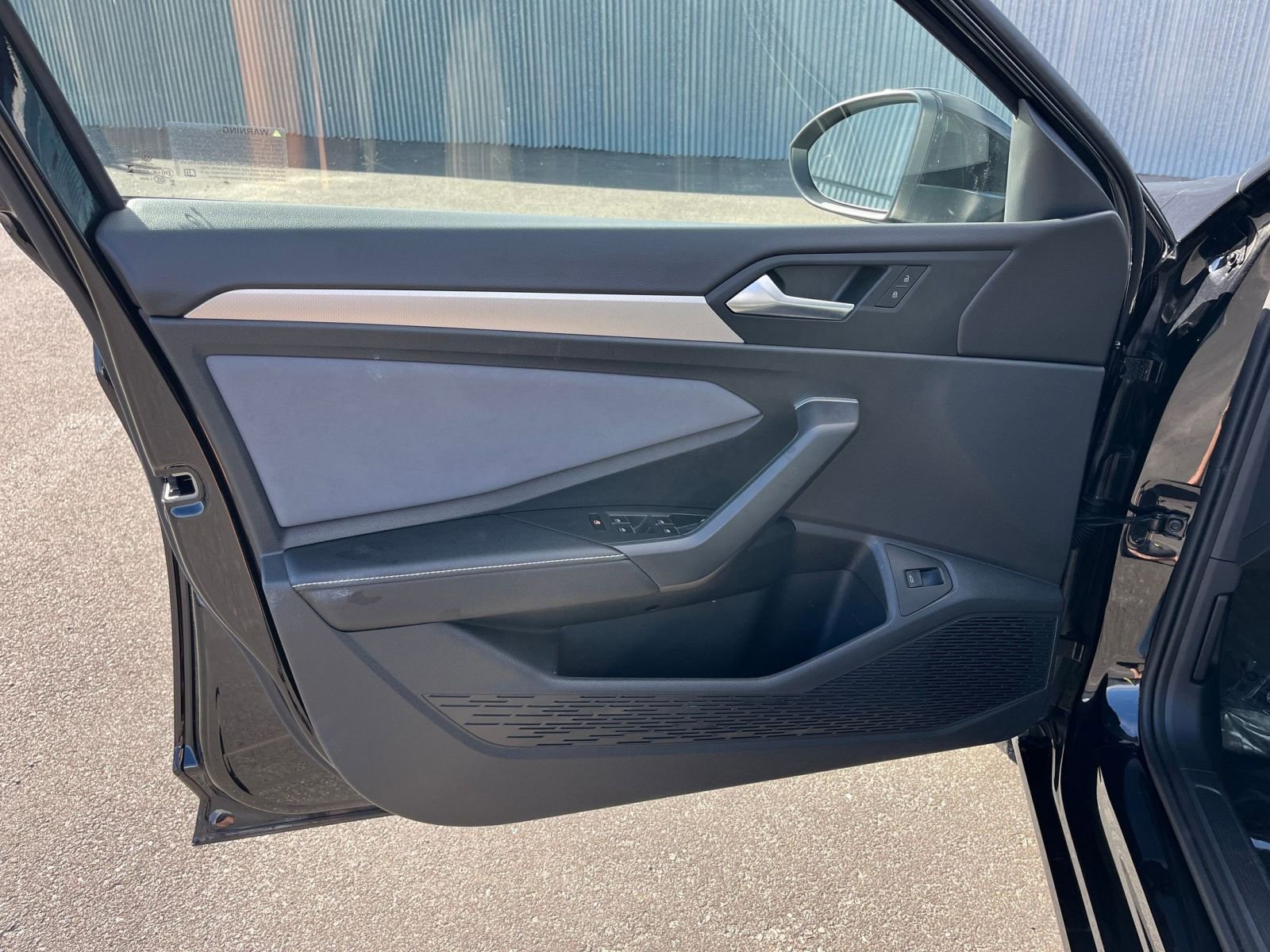 Thumbnail: 2025 Volkswagen Jetta - 20