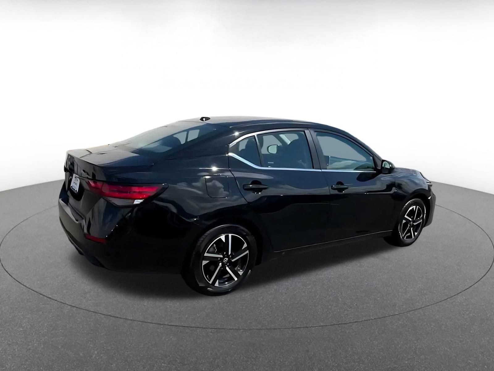 Thumbnail: 2025 Nissan Sentra - 15
