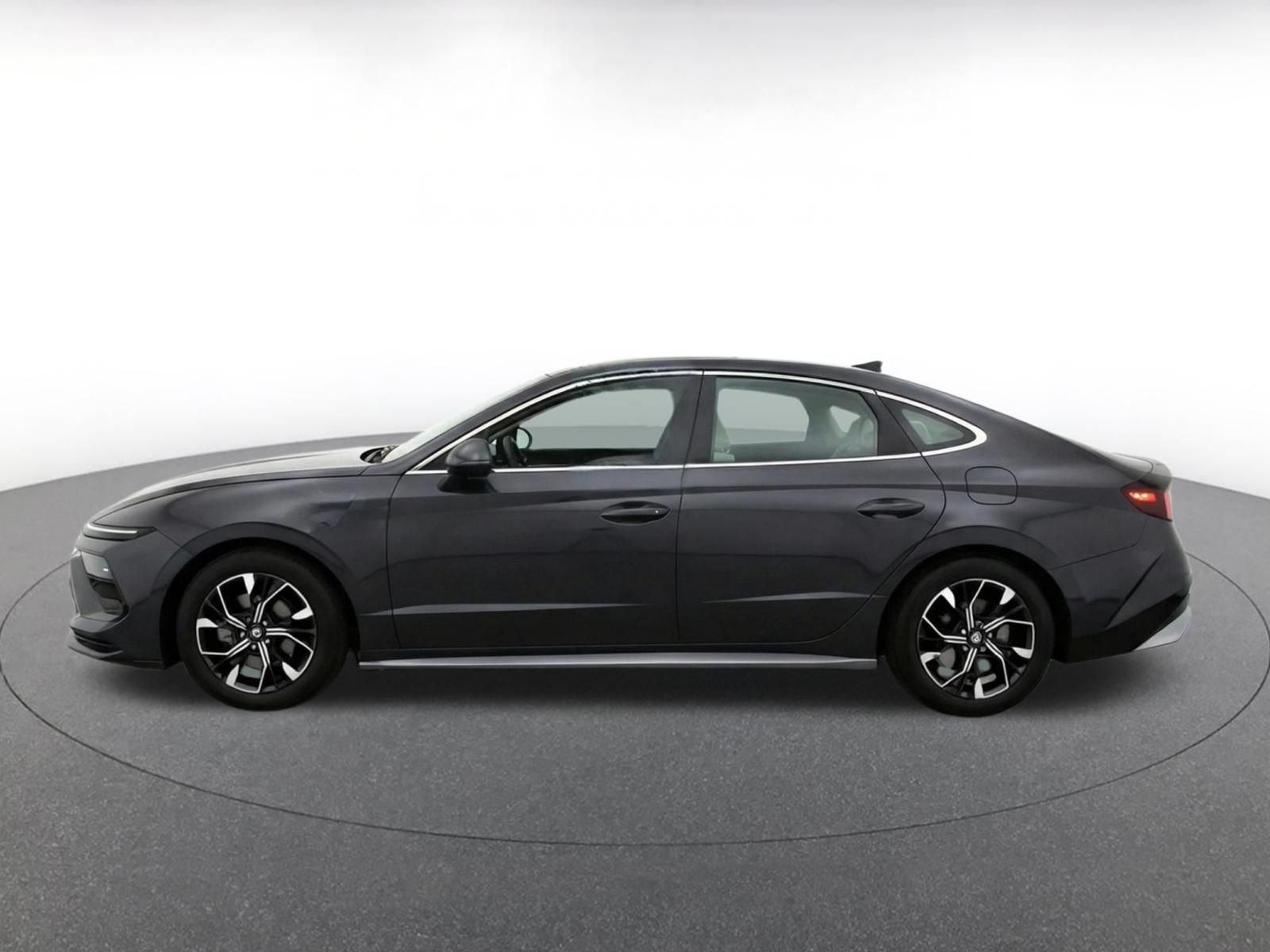 Thumbnail: 2025 Hyundai Sonata - 14