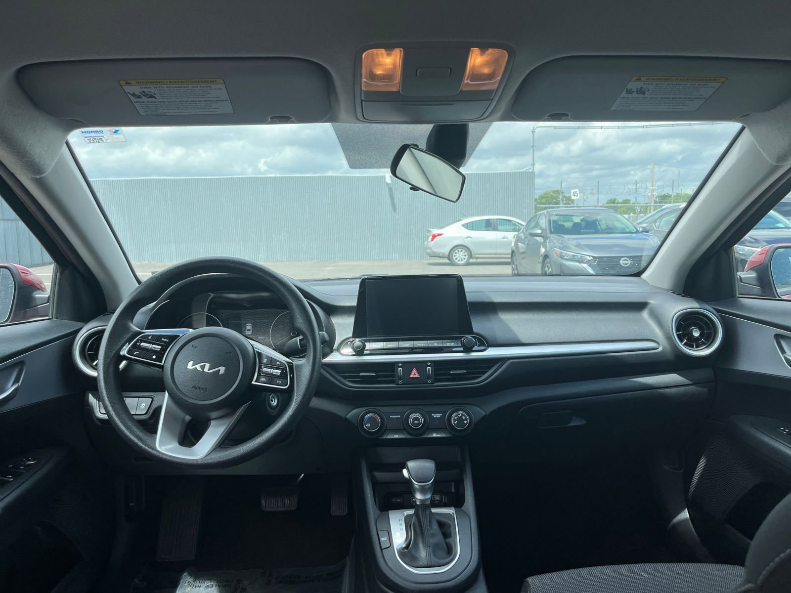 Thumbnail: 2024 Kia Forte - 31
