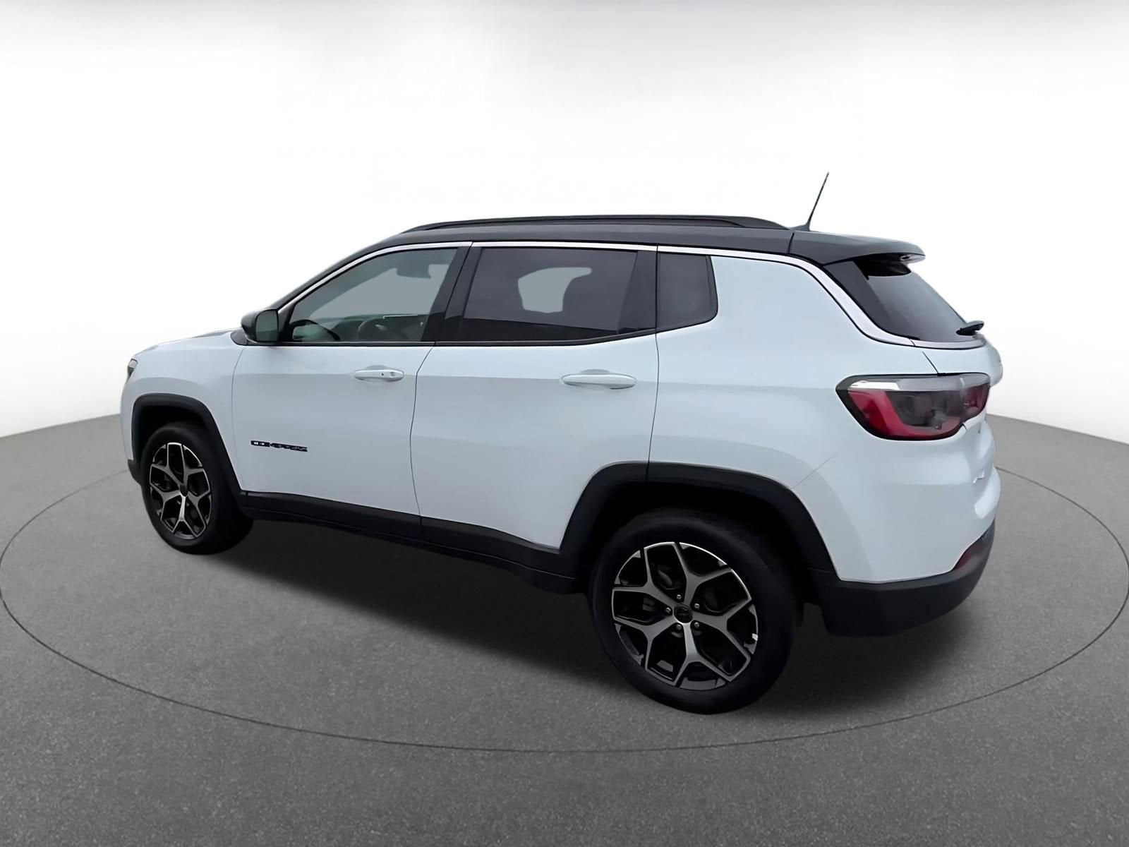 Thumbnail: 2025 Jeep Compass - 10