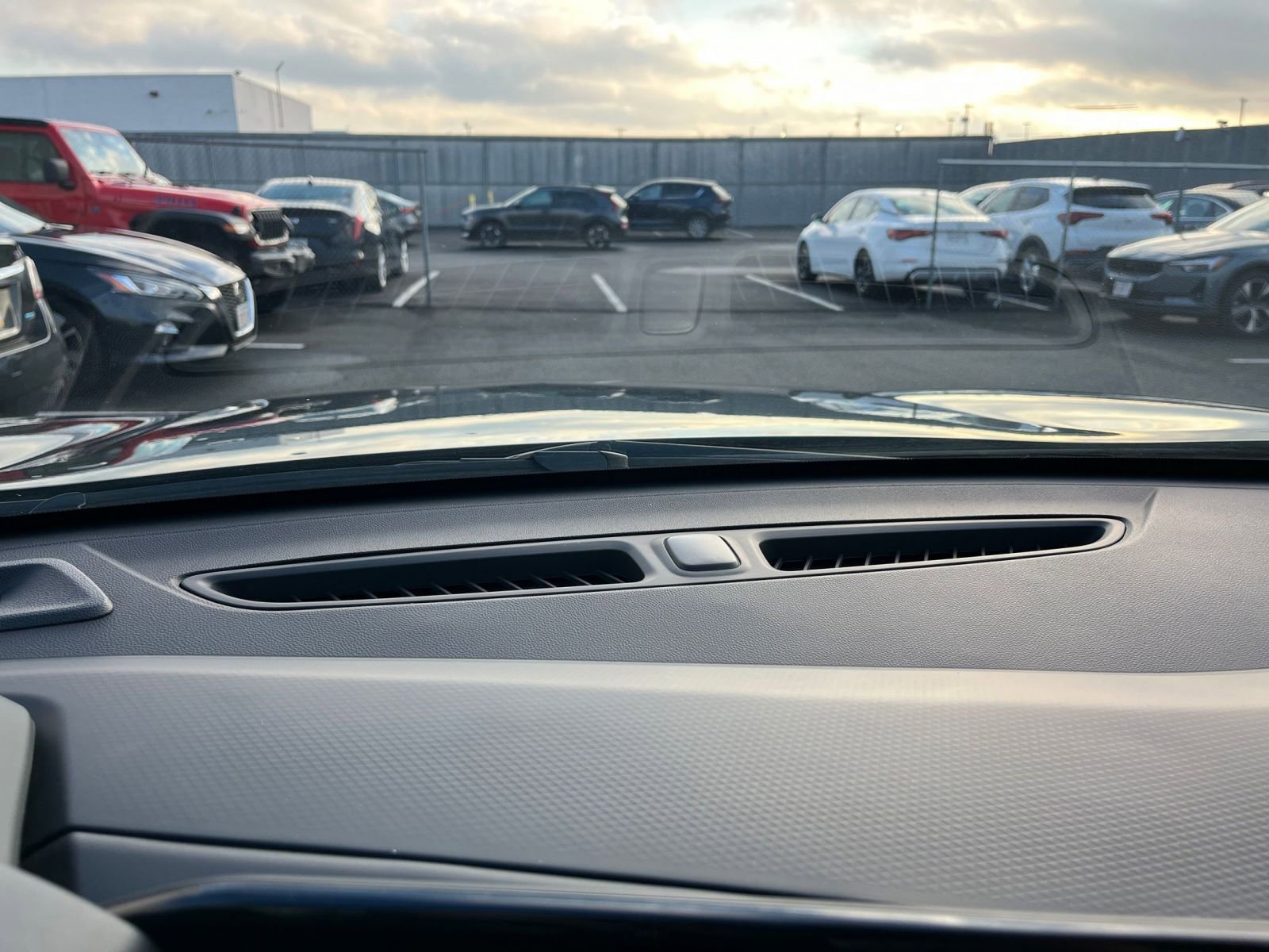 Thumbnail: 2025 Chevrolet Trax - 18