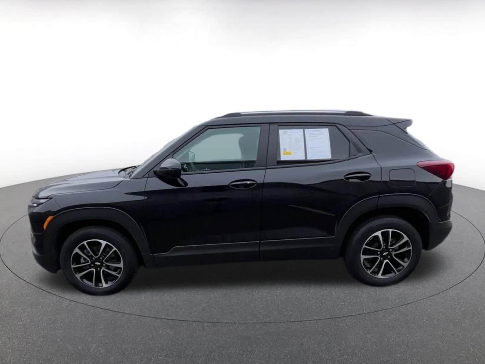 Thumbnail: 2025 Chevrolet TrailBlazer - 8