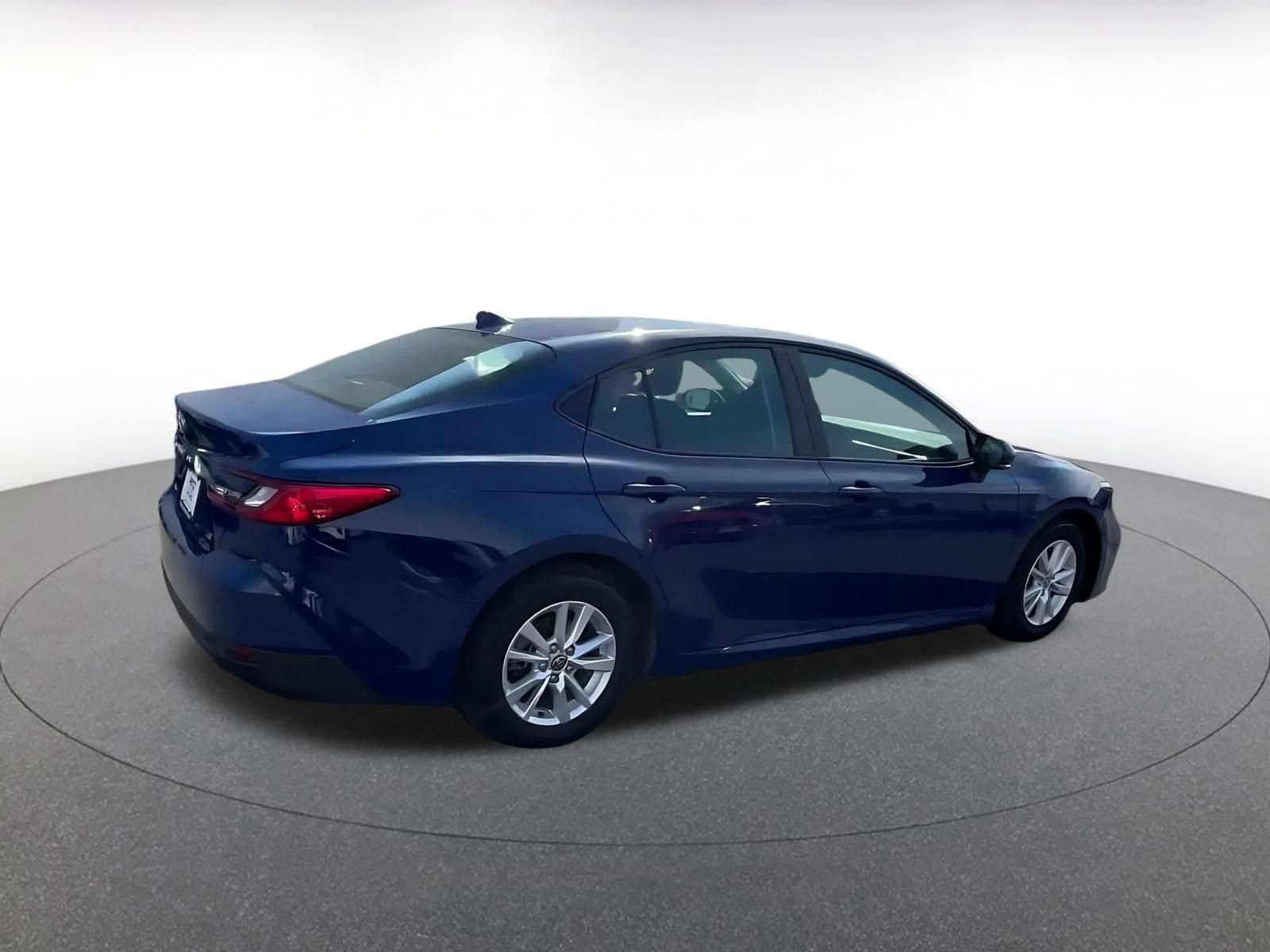 Thumbnail: 2025 Toyota Camry - 13