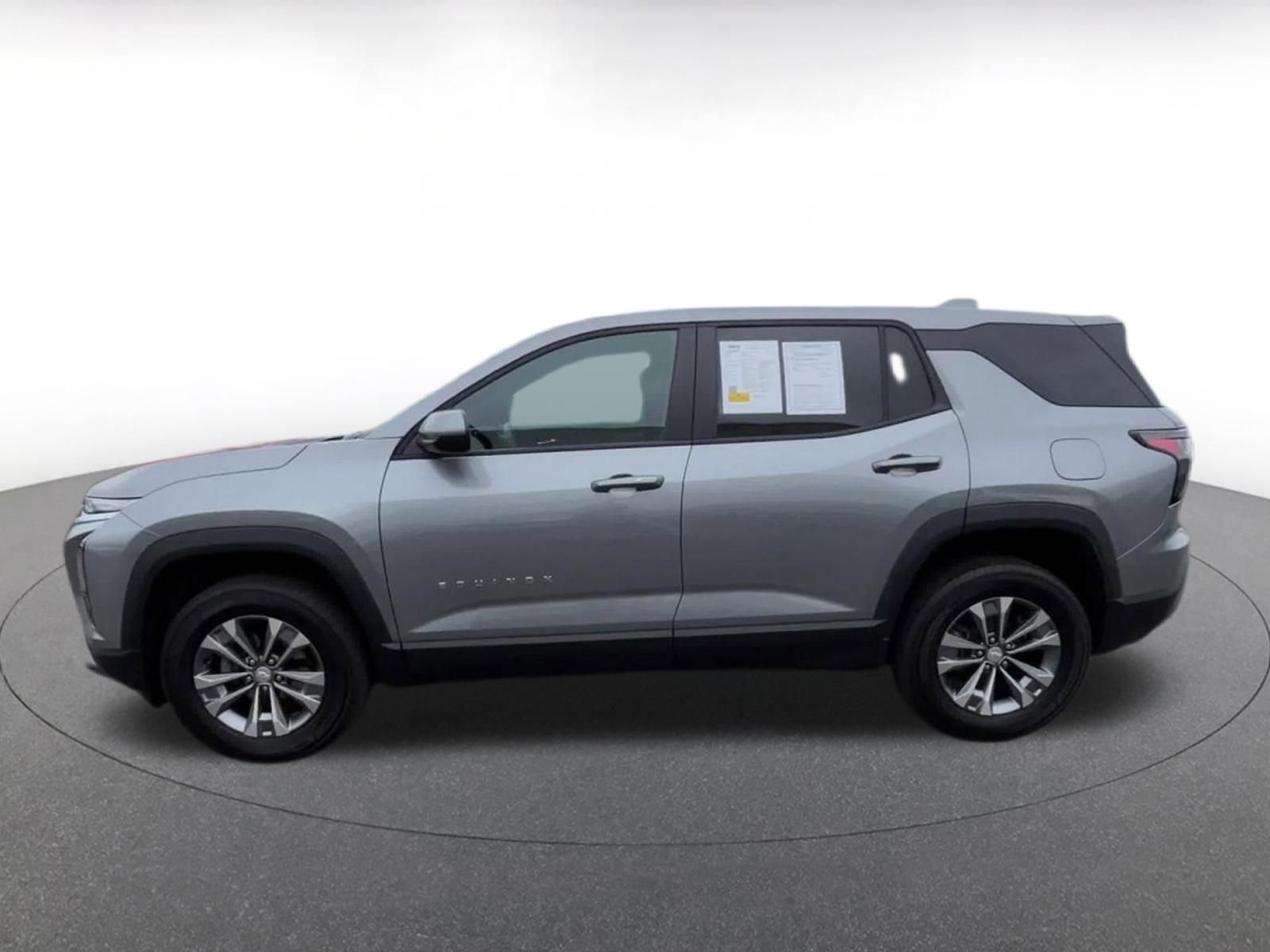 Thumbnail: 2025 Chevrolet Equinox - 8