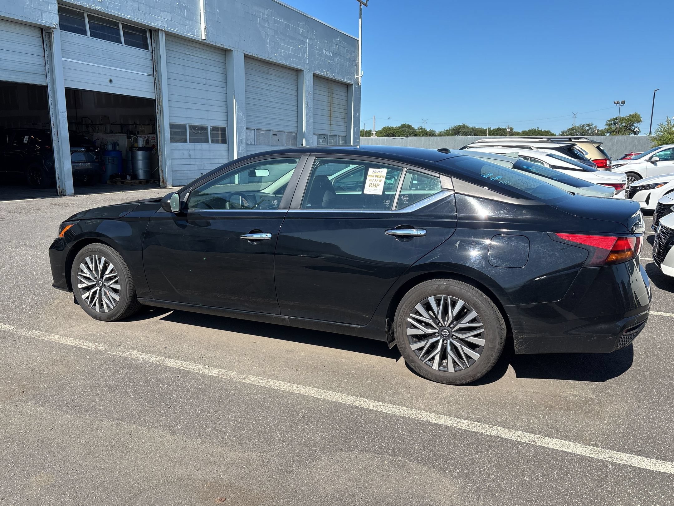 Thumbnail: 2025 Nissan Altima - 20