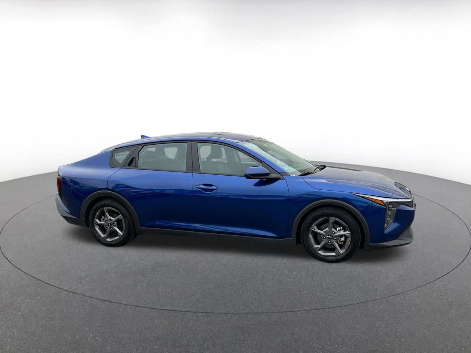 Thumbnail: 2025 Kia K4 - 1