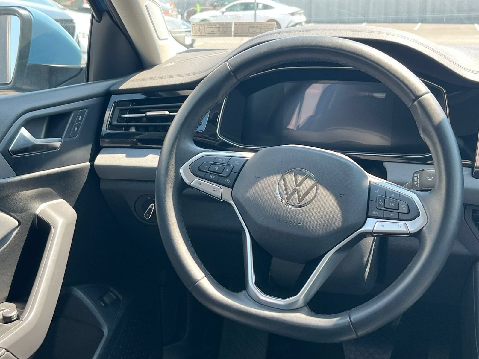 Thumbnail: 2025 Volkswagen Jetta - 28