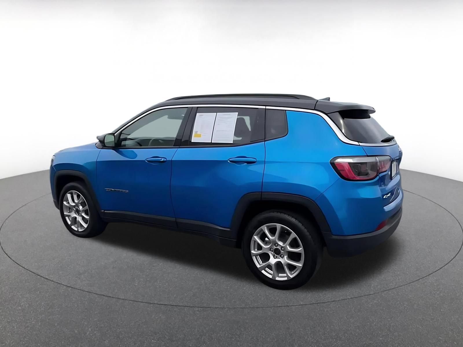 Thumbnail: 2025 Jeep Compass - 10