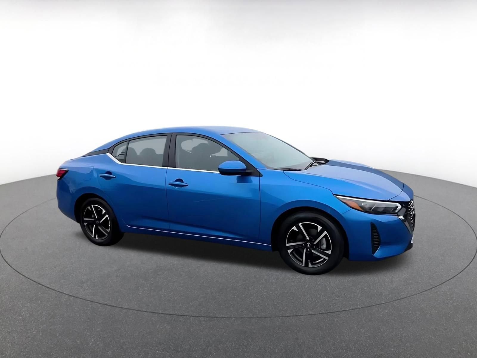 Thumbnail: 2025 Nissan Sentra - 2