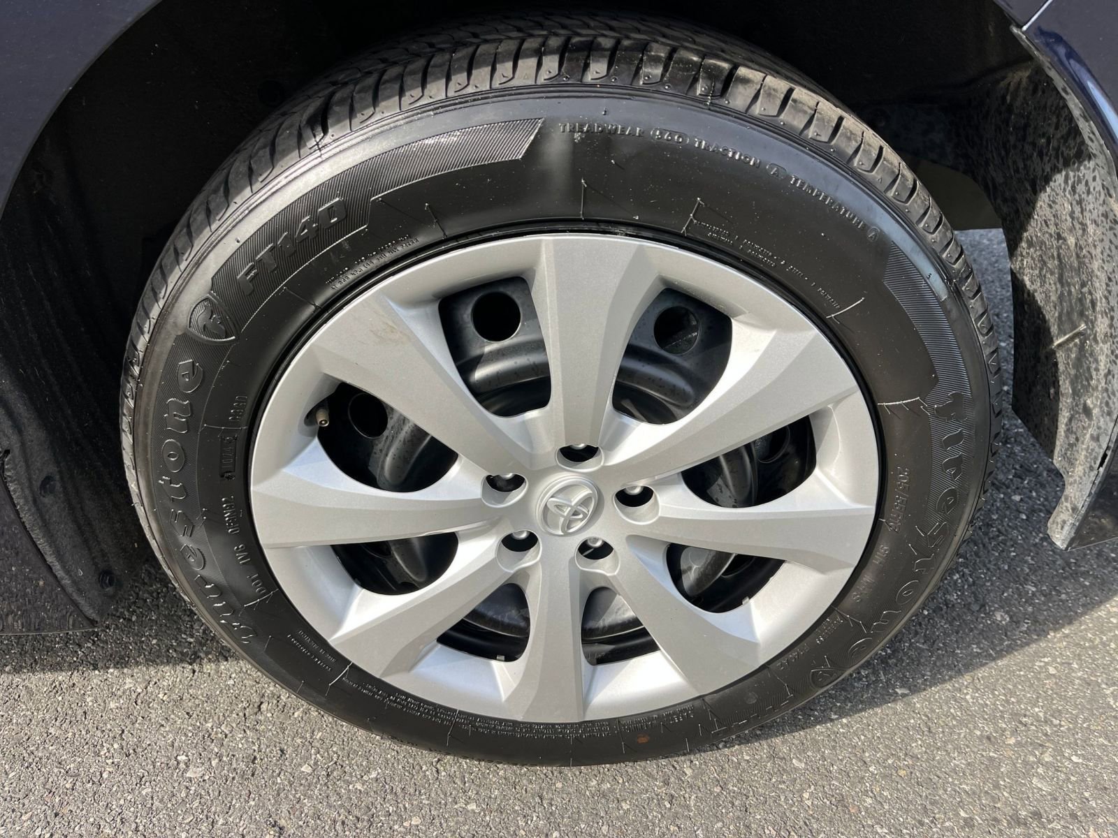 Thumbnail: 2024 Toyota Corolla - 29