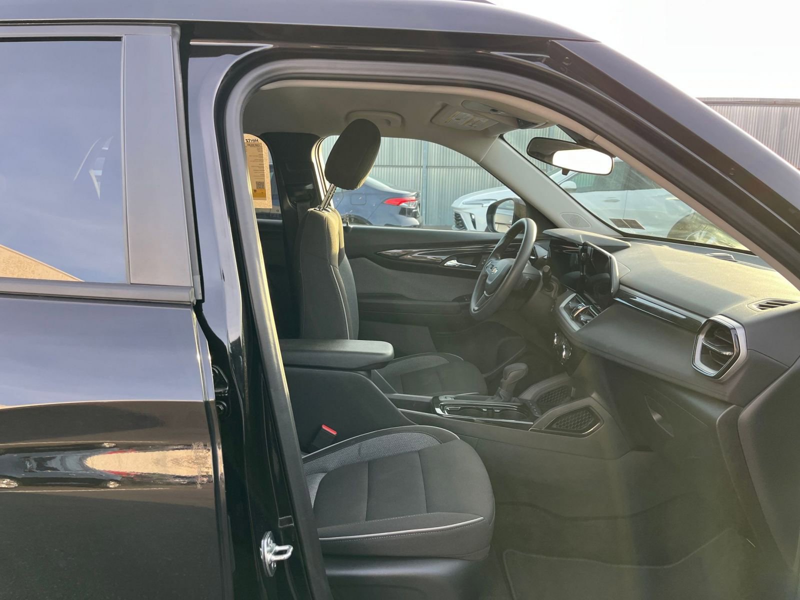 Thumbnail: 2025 Chevrolet TrailBlazer - 25