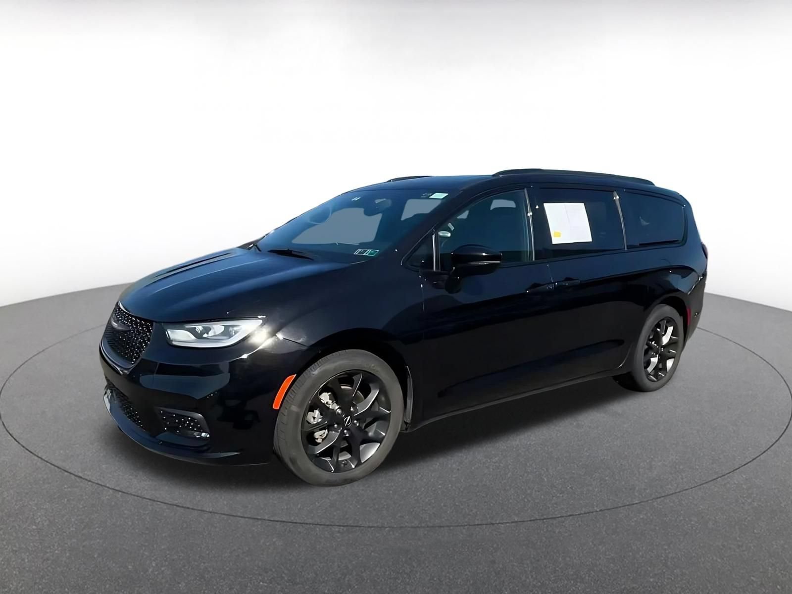 Thumbnail: 2025 Chrysler Pacifica - 7