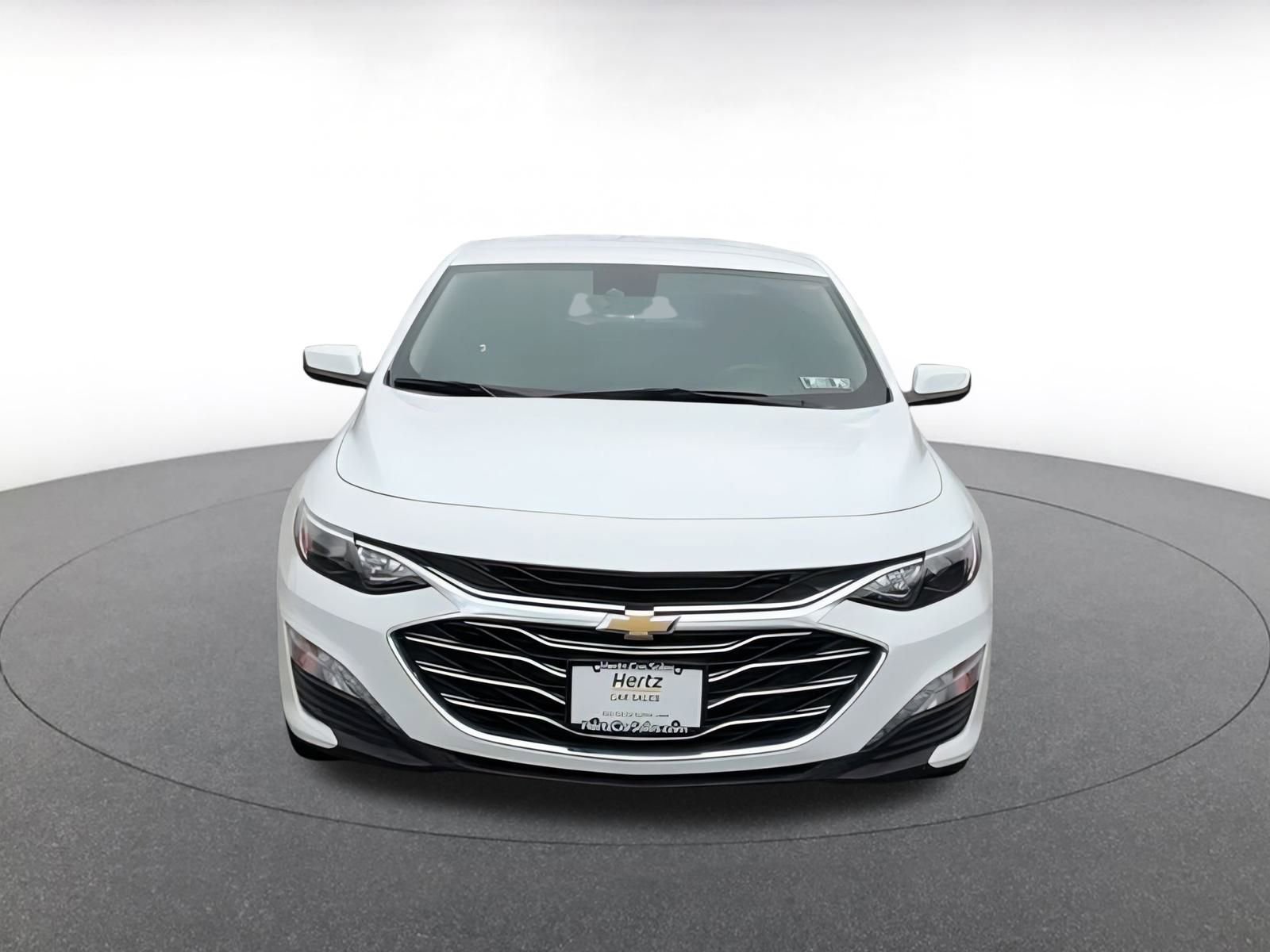 Thumbnail: 2024 Chevrolet Malibu - 3