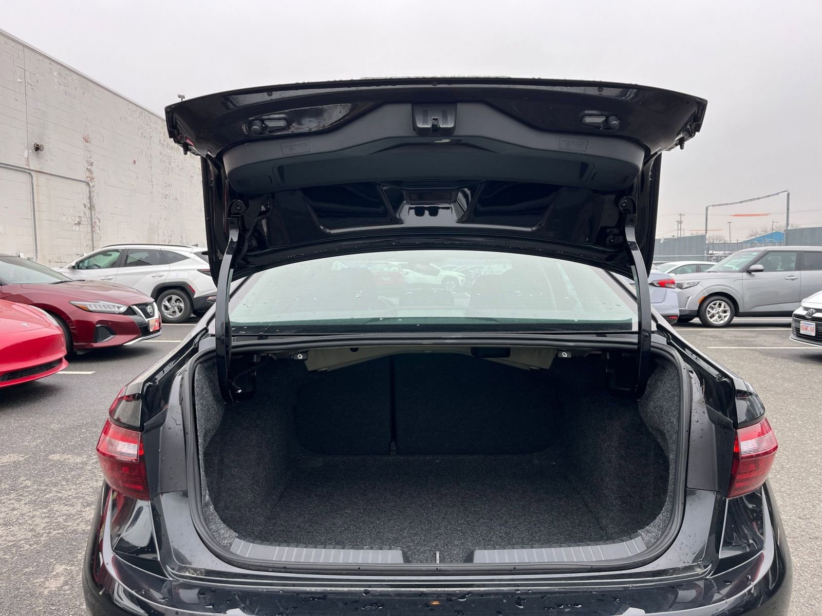 Thumbnail: 2025 Volkswagen Jetta - 28