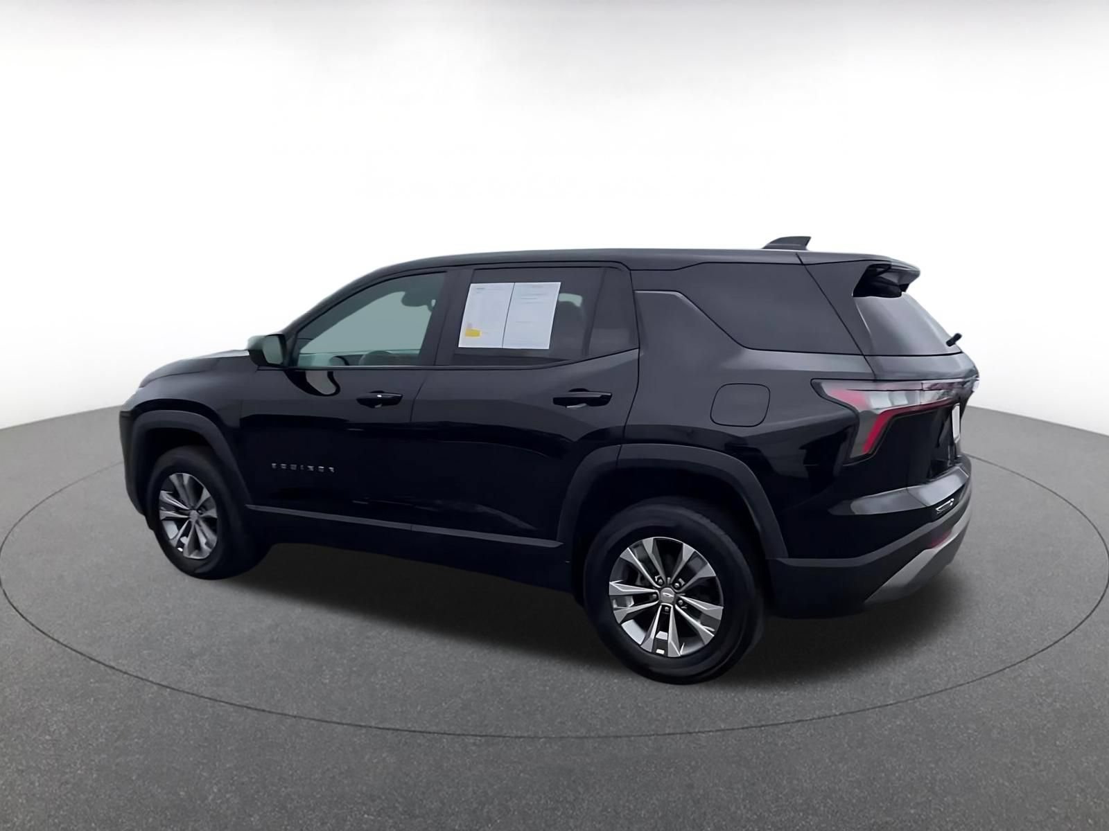 Thumbnail: 2025 Chevrolet Equinox - 10