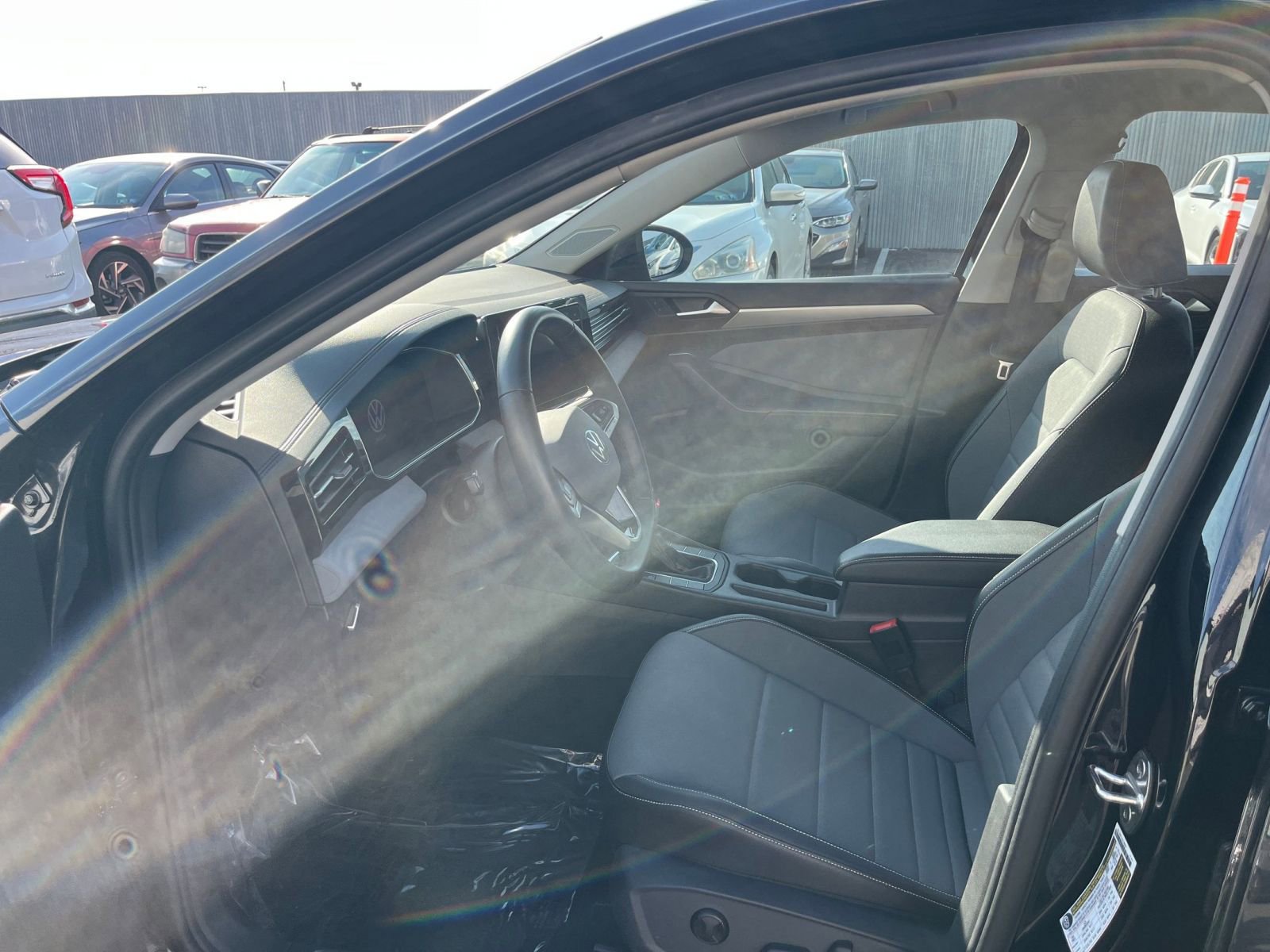 Thumbnail: 2025 Volkswagen Jetta - 27