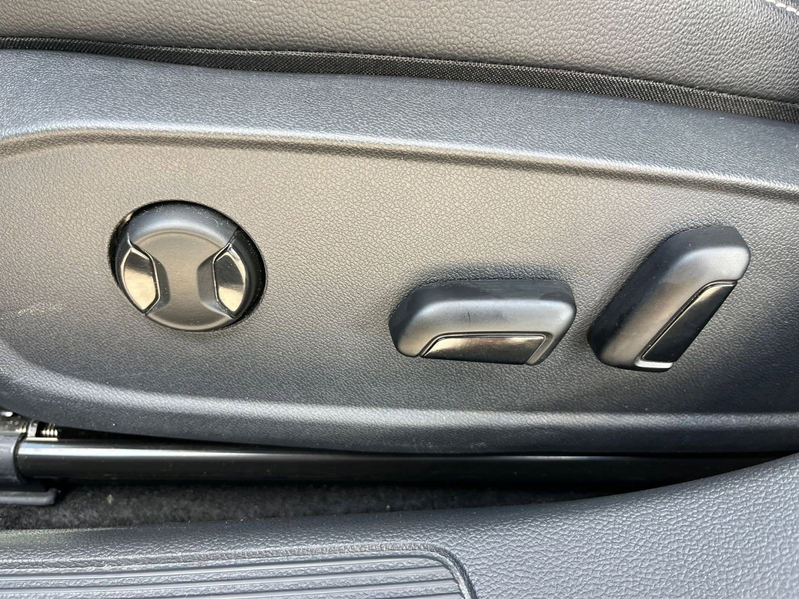 Thumbnail: 2025 Volkswagen Jetta - 23