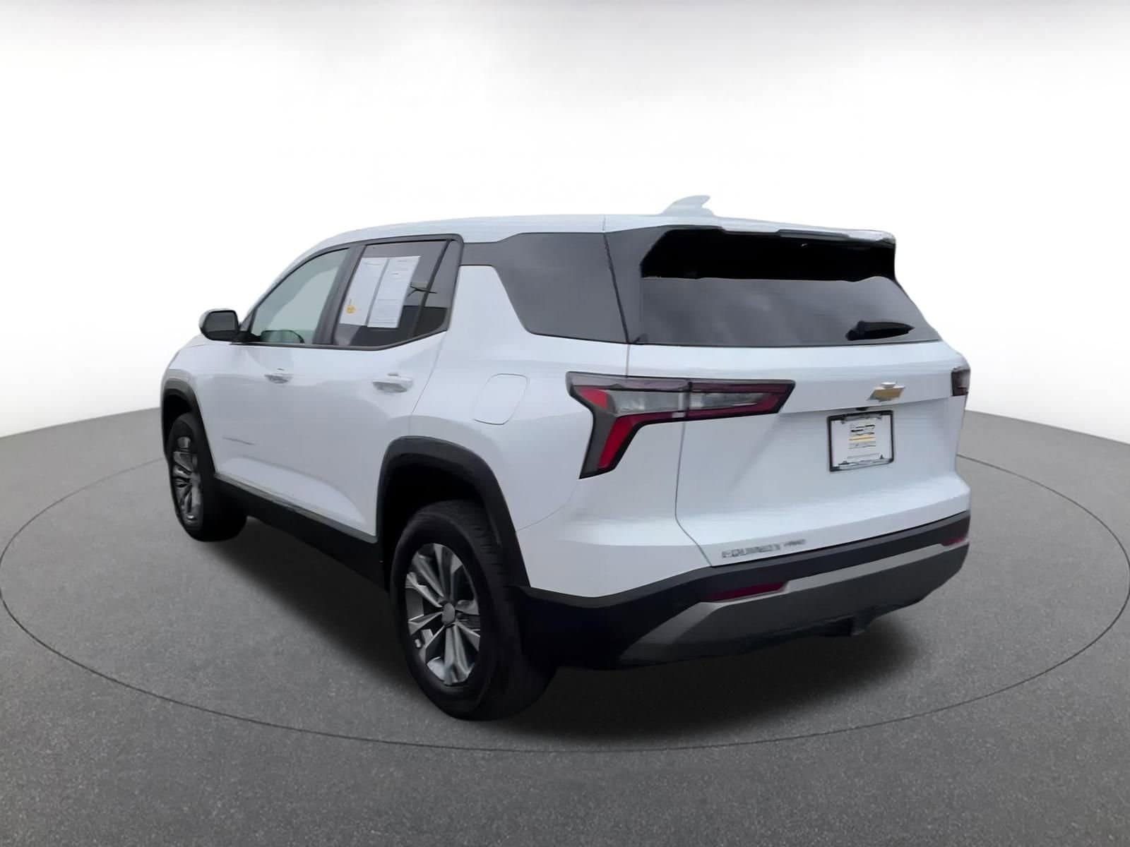 Thumbnail: 2025 Chevrolet Equinox - 11