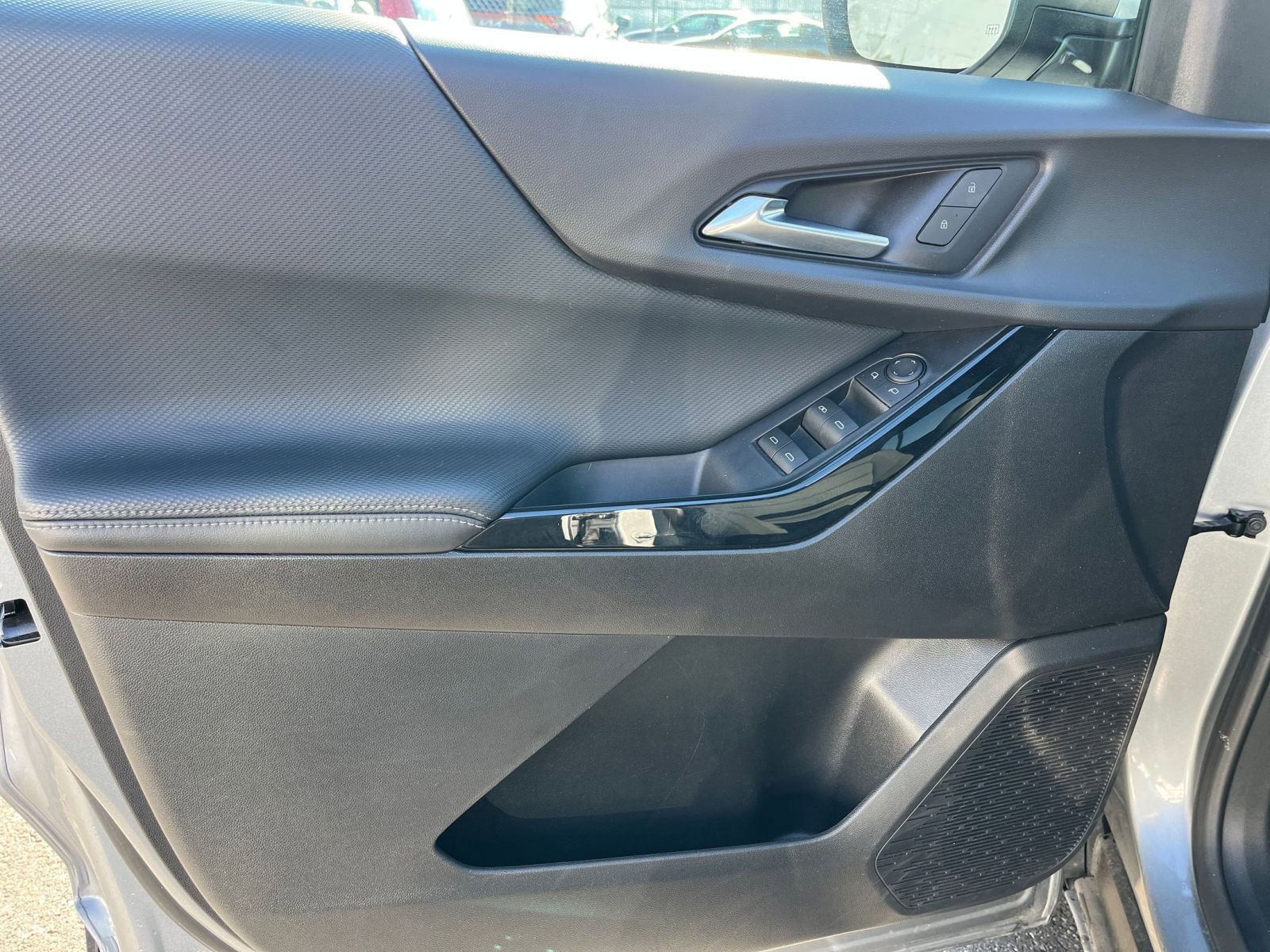 Thumbnail: 2025 Chevrolet Equinox - 20