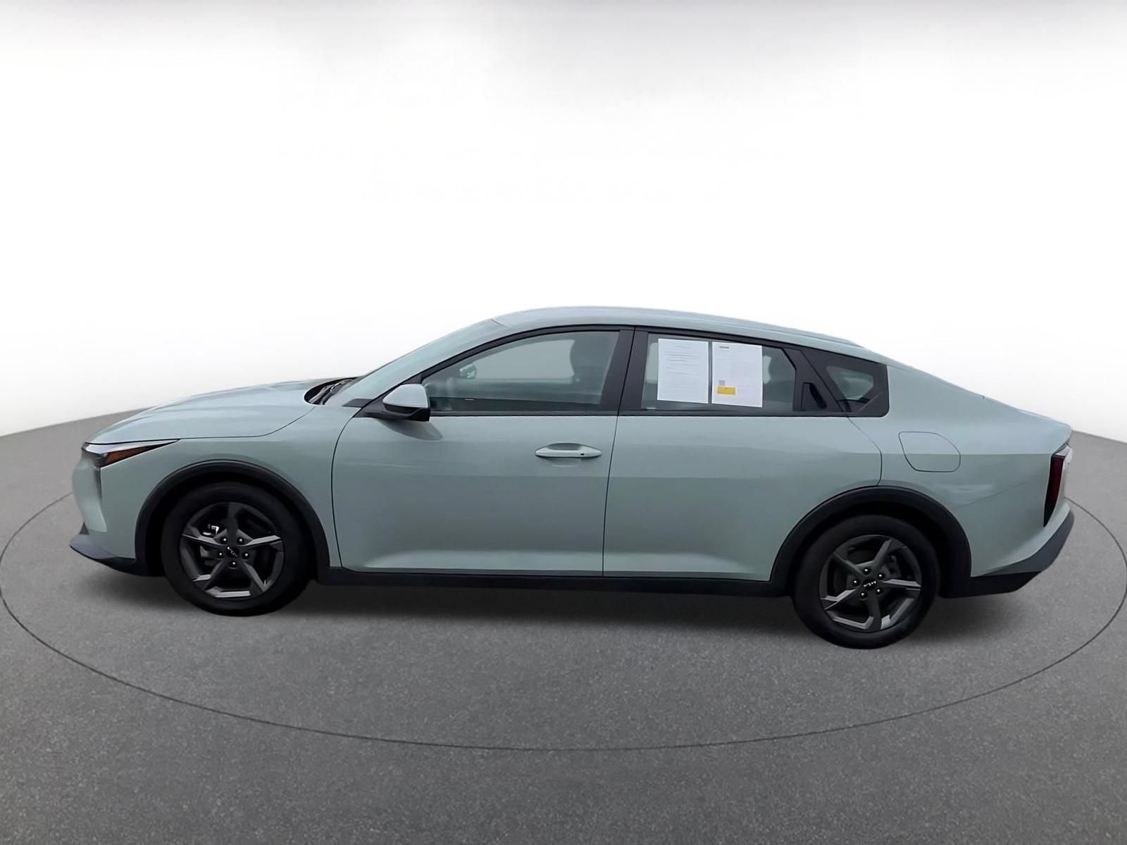Thumbnail: 2025 Kia K4 - 8