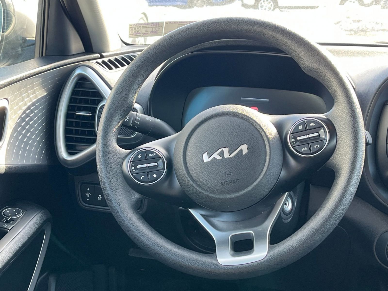 Thumbnail: 2025 Kia Soul - 26