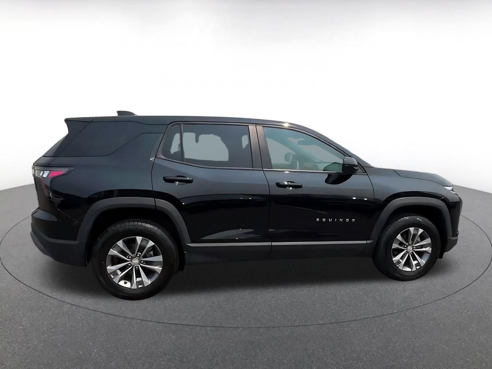 Thumbnail: 2025 Chevrolet Equinox - 15