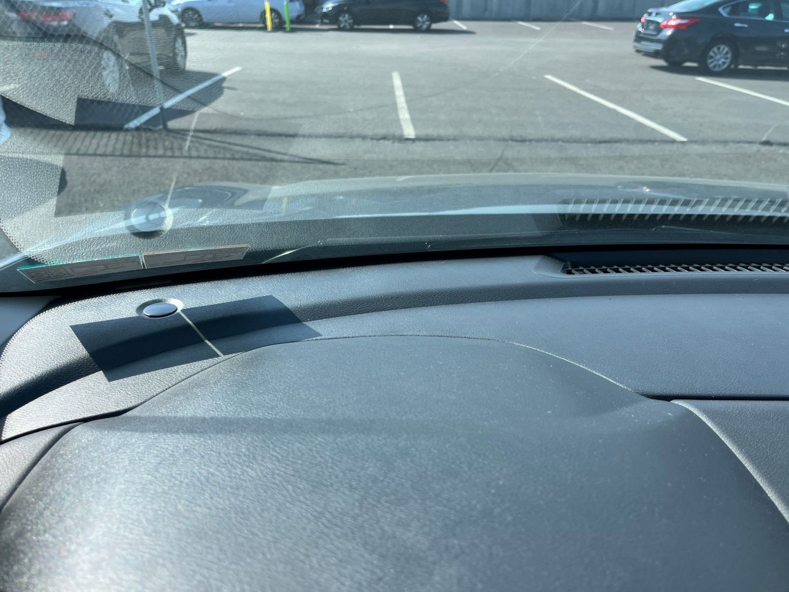 Thumbnail: 2025 Nissan Sentra - 33