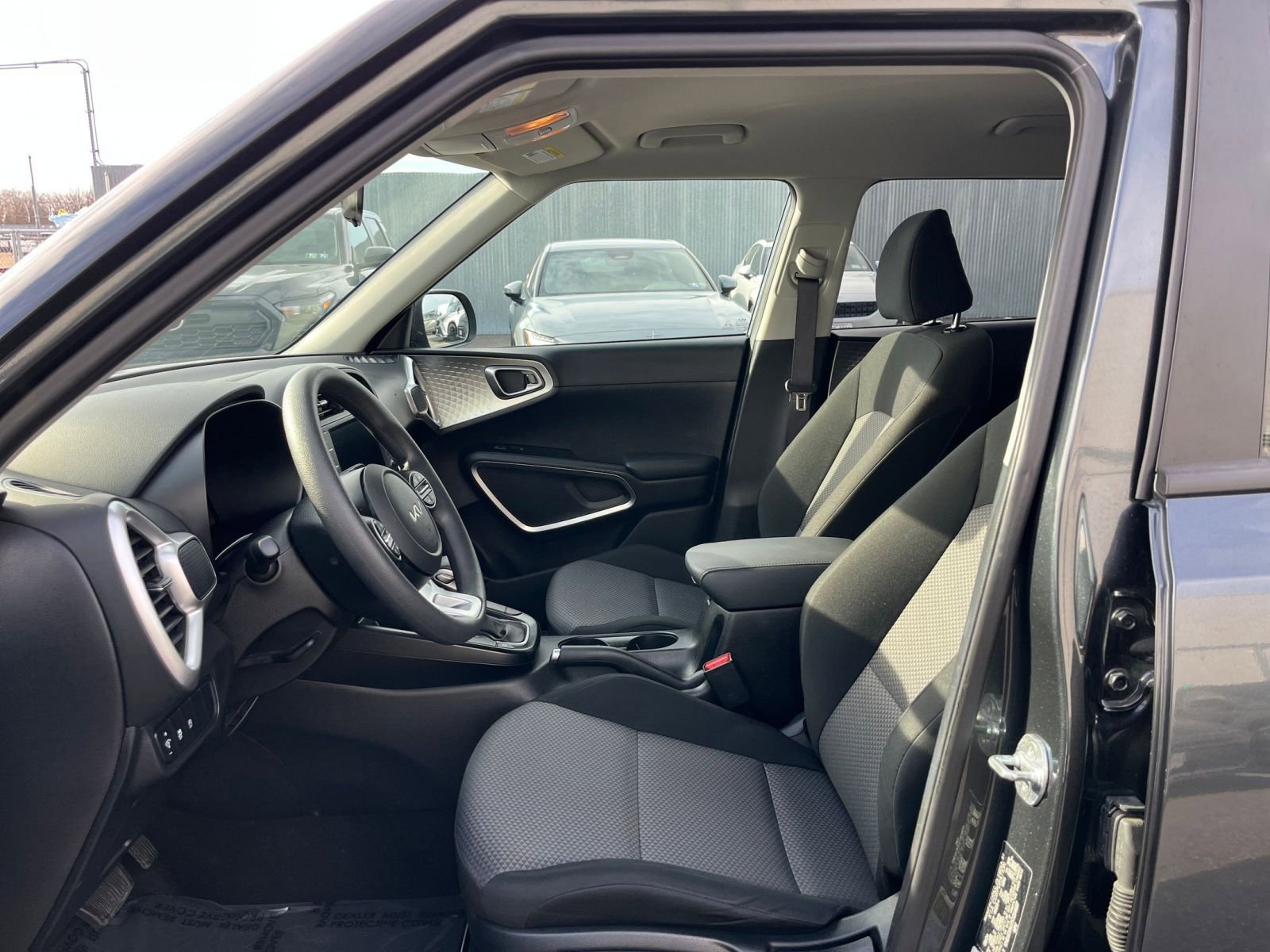 Thumbnail: 2025 Kia Soul - 25