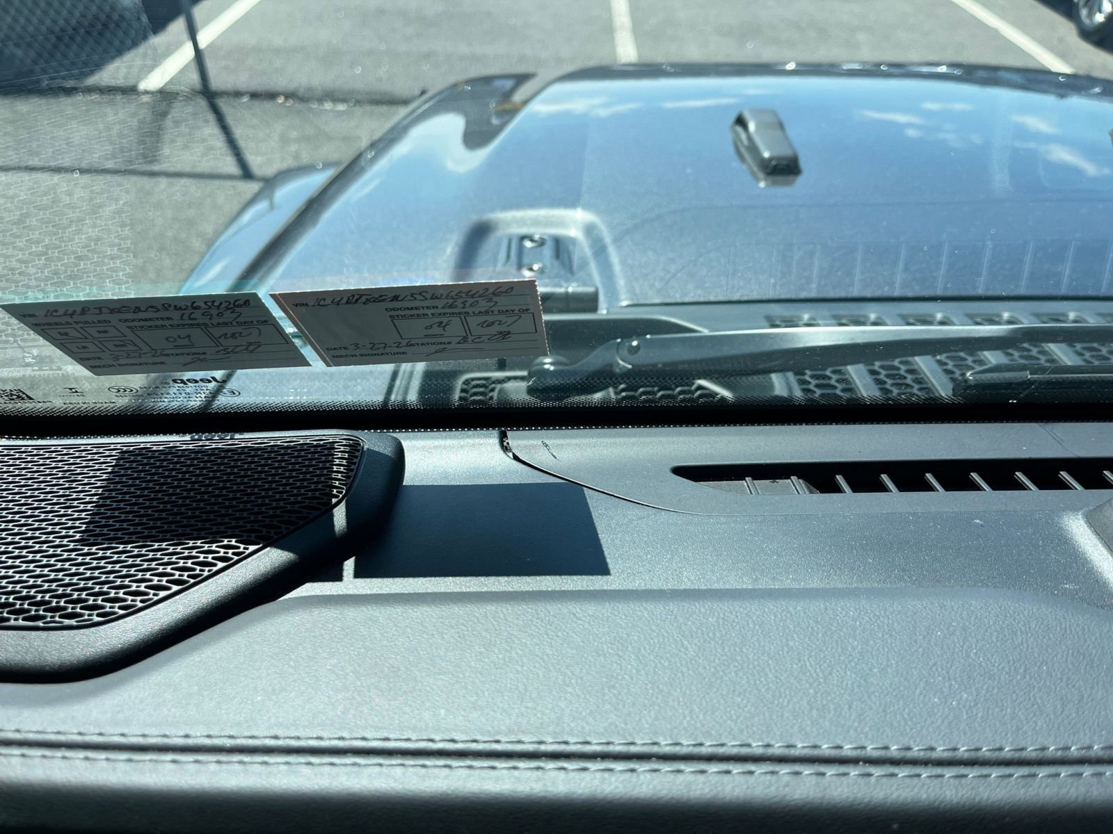 Thumbnail: 2025 Jeep Wrangler - 34