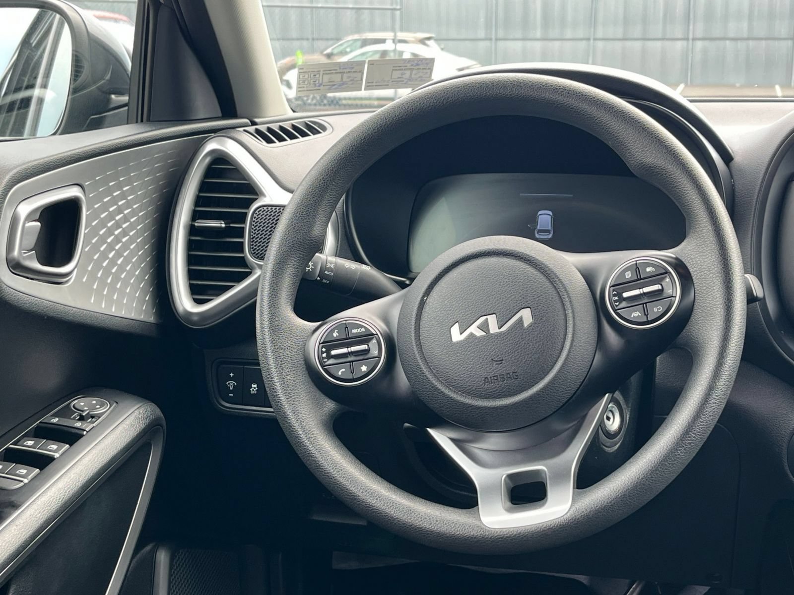 Thumbnail: 2025 Kia Soul - 26