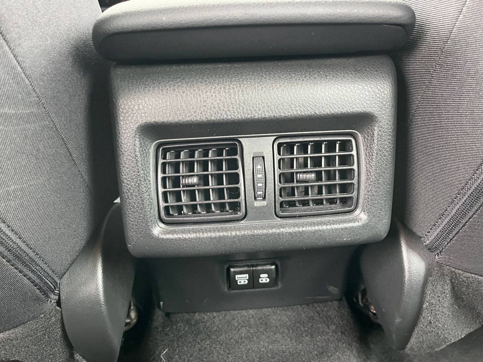 Thumbnail: 2025 Toyota Camry - 23